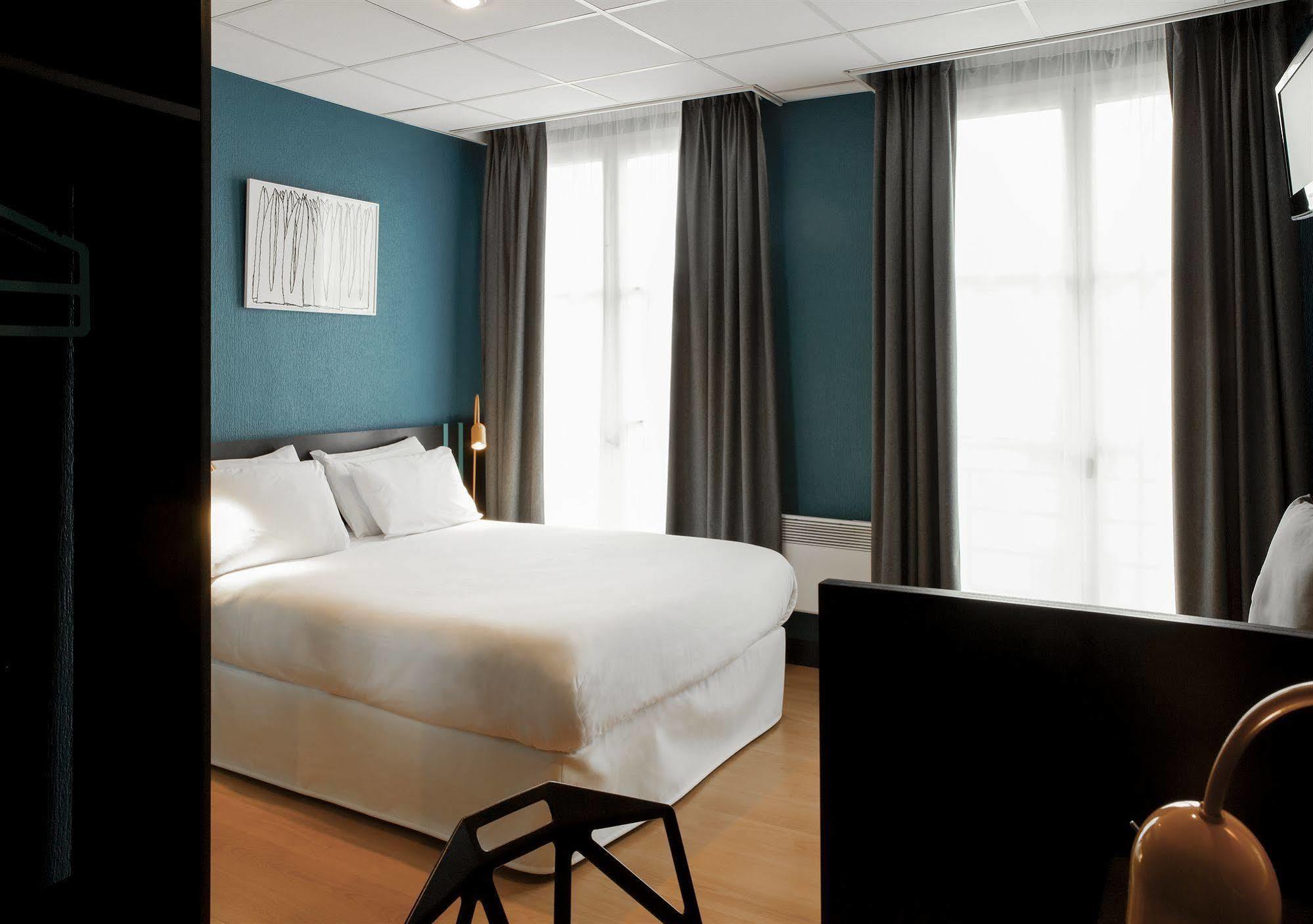 Hotel Daval Paris Exterior foto